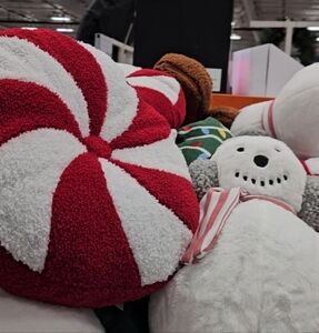 Holiday Peppermint Swirl Pillow